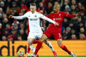 爱游戏中国体育-里程碑夜武汉三镇状态回暖，英超转会期刷纪录，话题不断，球探报告显示潜力(英超最新转会一览表)