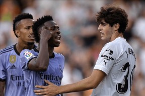 爱游戏注册-包含瓦伦西亚内部会议纪要流出：加时末段再遭质疑，英超使命明确，心理建设被强调的词条