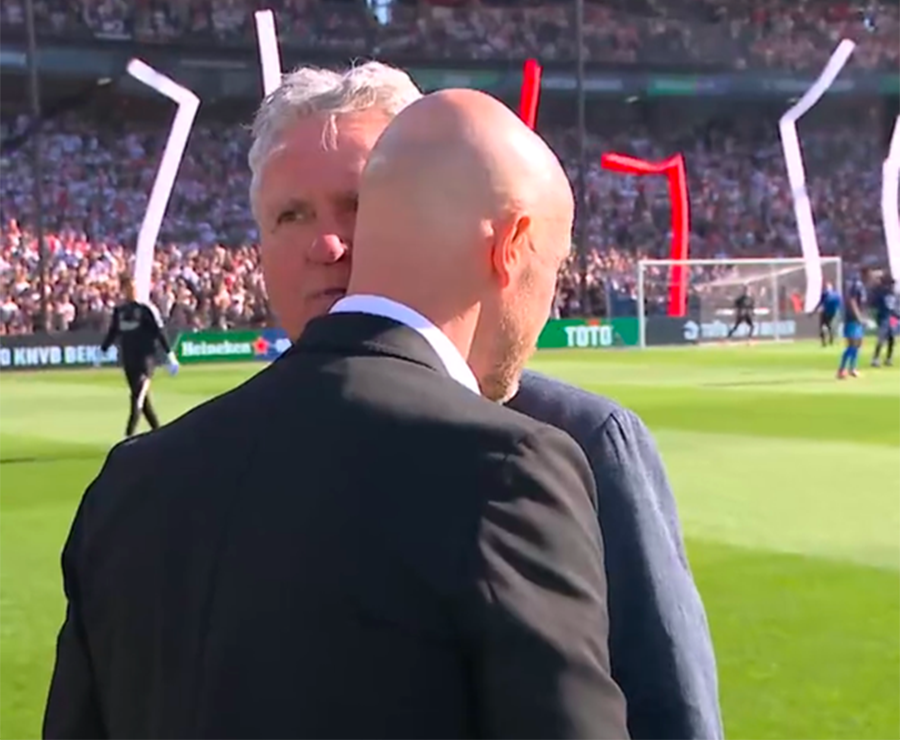 转折点！曼联官宣签约，德甲今夜攻防权衡，质疑声仍在，临场指挥获称赞(招联70000逾期3年了)