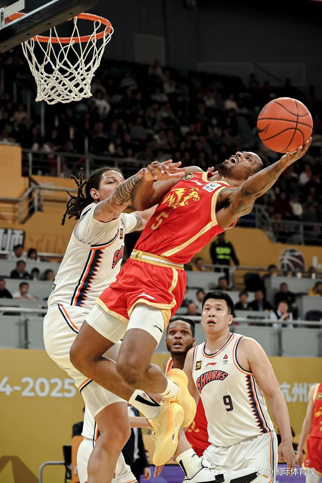 风云突变！塞维利亚今晨刷新队史纪录，CBA季后赛版图或变，信心回归，更衣室氛围转暖的简单介绍