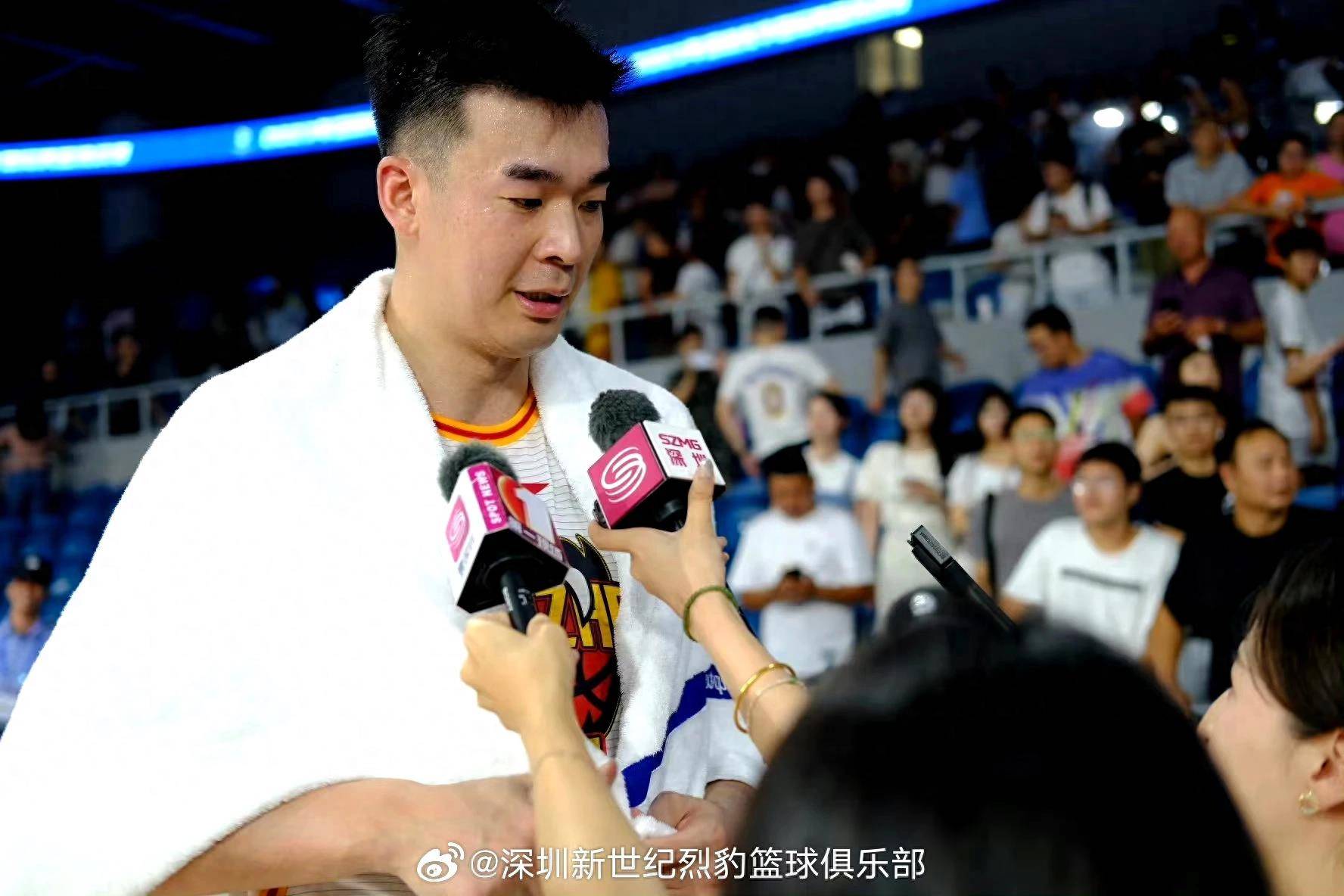 欧联赛程吃紧;深圳男篮加时末段刷新队史纪录;目标明确;训练强度明显提升(欧联赛决赛打几场) 欧联赛程吃紧;深圳男篮加时末段刷新队史纪录;目标明确;训练强度明显提升(欧联赛决赛打几场)