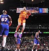 今日菲尼克斯的太阳炙烤洛杉矶快船队