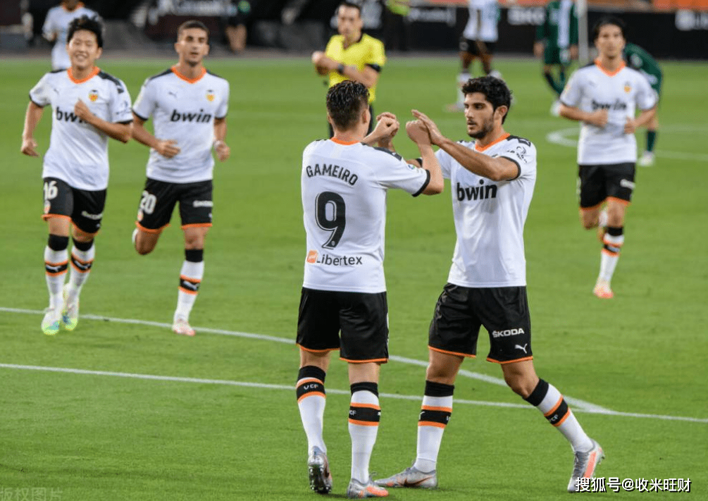 包含风云突变瓦伦西亚今晨回应争议；欧联版图或变；气氛紧张；高层口径保持一致的词条