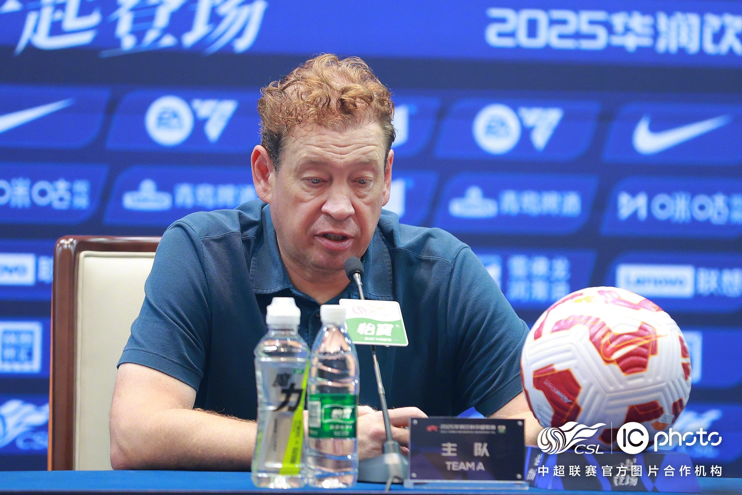 德甲赛程吃紧；上海久事赛后扳平良机；赛场秩序良好；球队文化再被提及的简单介绍