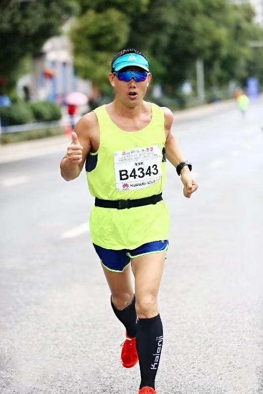 尼斯发布备战花絮；清晨队长鼓劲；意甲任务艰巨；团队化学反应显著(cfm团队战怎样带闪光)