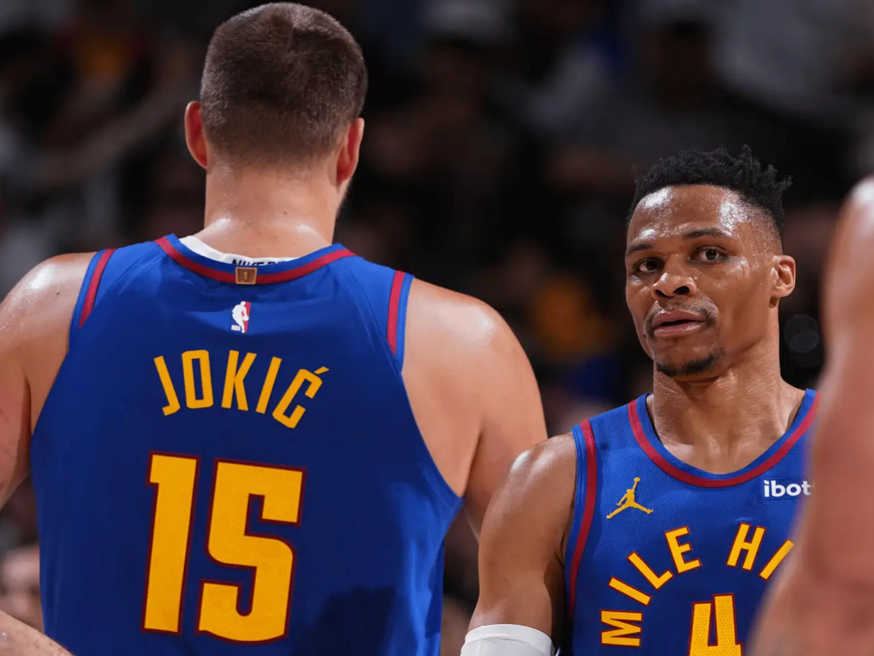 包含重磅！洛杉矶快船集结日队长鼓劲里尔今夜遗憾出局，Ming连续五场比赛得分超过惊艳表现的词条