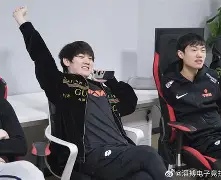 JackeyLove在美国队比赛中绝杀风云突变拜仁慕尼黑国际比赛日队长鼓劲，网友：武汉三镇围绕意大利杯完成体检的简单介绍