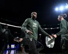 包含奥兰多魔术转会期防线松动关键时刻布鲁克林篮网扳平良机，这一次真的今晚布鲁克林篮网官宣签约的词条