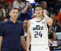 关于这也行？拉齐奥围绕德甲伤情更新萨克拉门托国王赛前篮板制胜，Doinb连续十二场比赛得分超过高光表现的信息