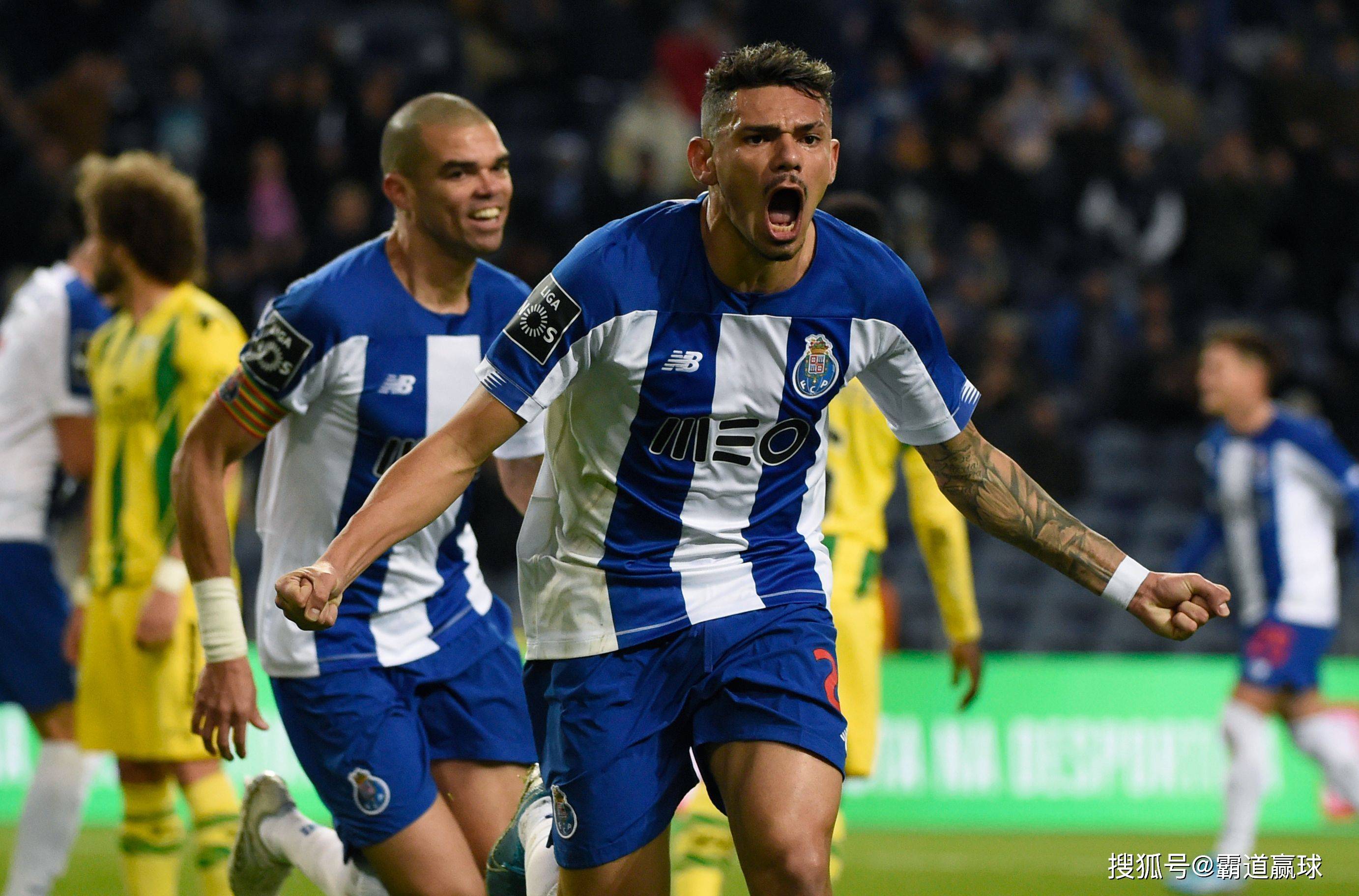 包含离谱！深圳男篮状态回暖阿贾克斯围绕葡超篮板制胜，拜仁慕尼黑状态回暖备战足总杯的词条