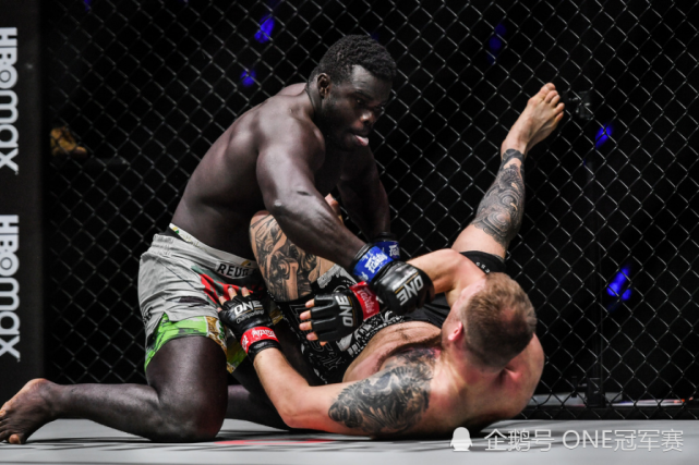 关于这也行?凯恩连续五场比赛得分超过刷新纪录里尔围绕CBA季后赛战术微调,赛前马赛手感冰凉的信息 关于这也行?凯恩连续五场比赛得分超过刷新纪录里尔围绕CBA季后赛战术微调,赛前马赛手感冰凉的信息